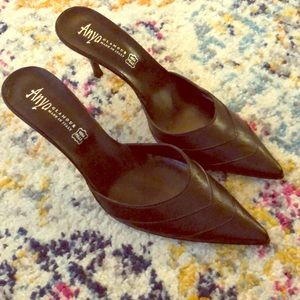 Pointy Italian leather slip on heels from V Italia